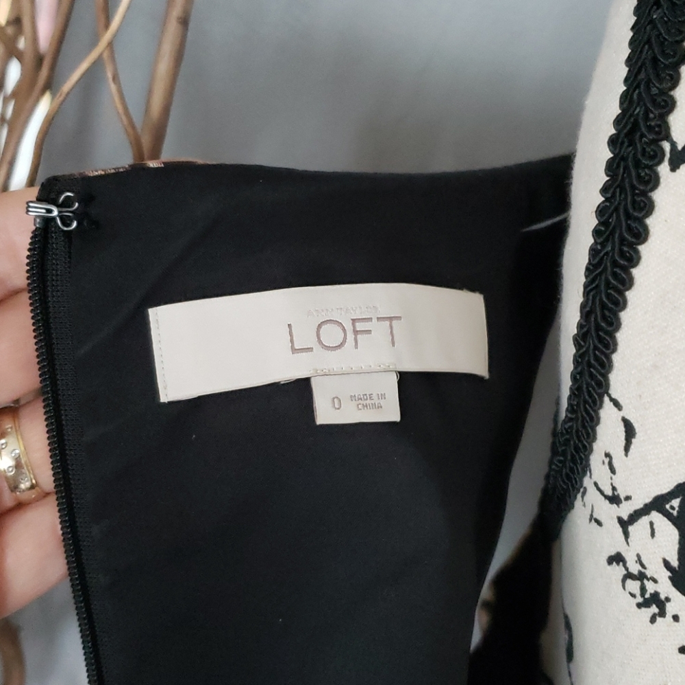 Loft Sheath Dress - Picture 7 of 8